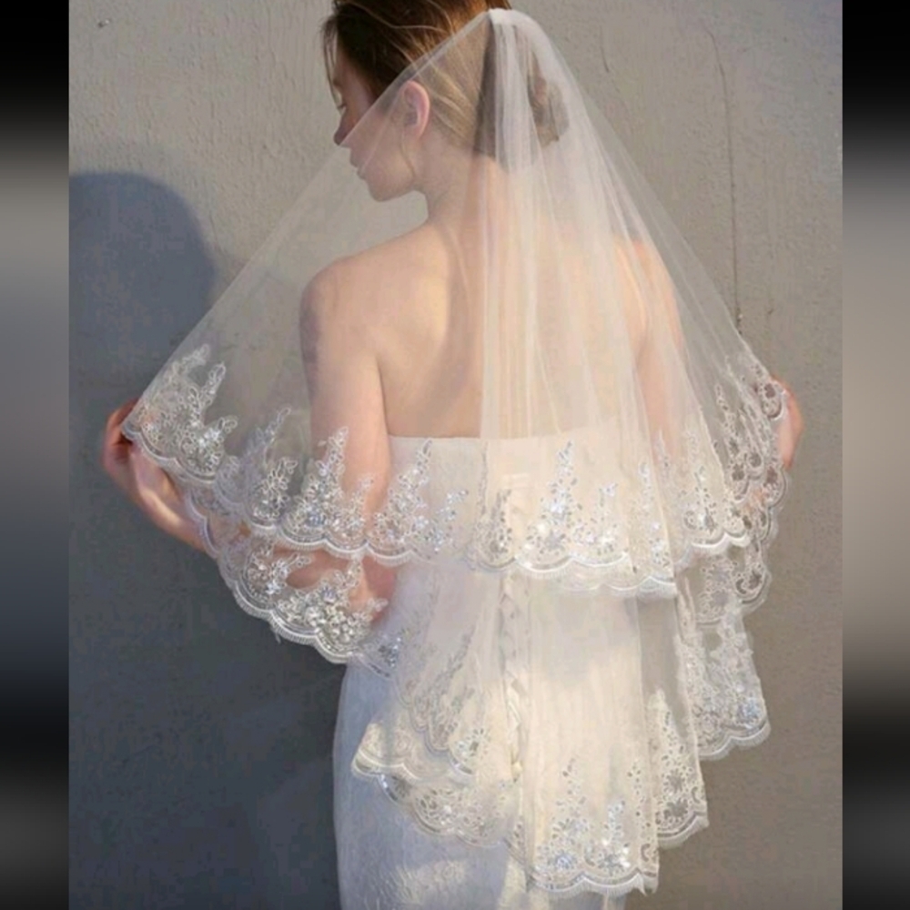 Bridal Veil White Lace Wedding Sequins Veil With Comb 2 Tier